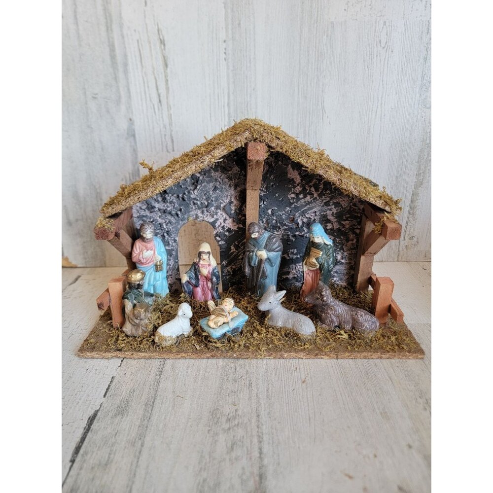Vintage nativity scene baby Jesus Joseph home‎ decor figure unique